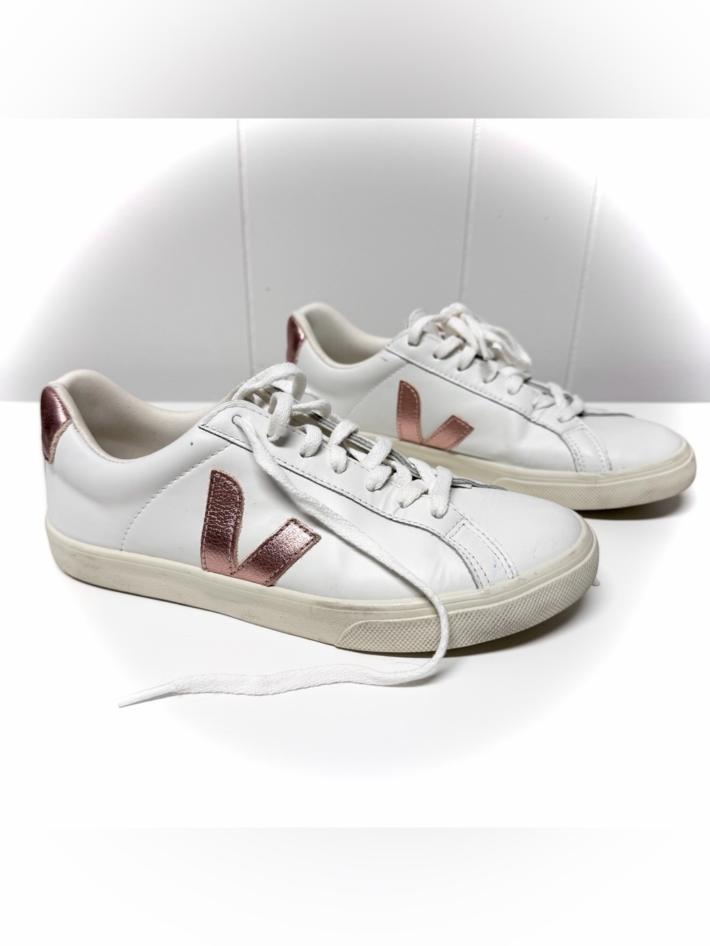 Veja Campo Sneaker Size 8